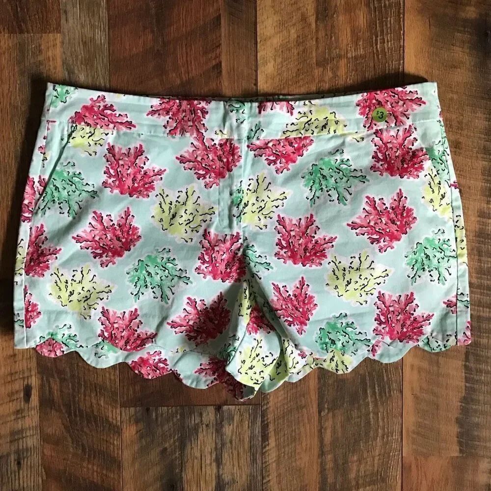 Crown & Ivy Shorts SZ 16 walking shorts green coral print scallop hem